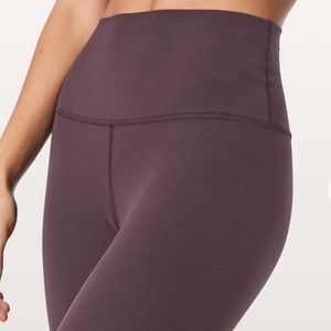 Black Cherry 21” Align Crop